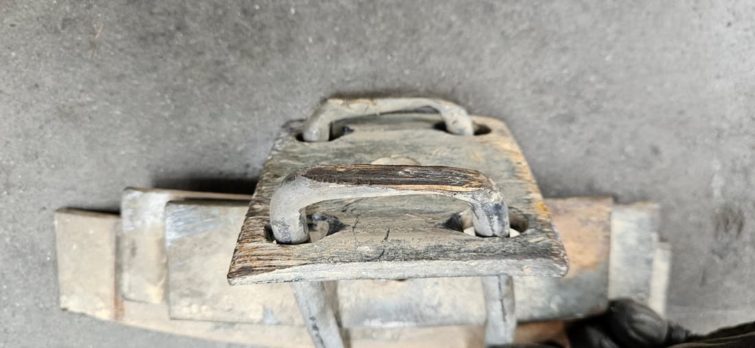 Battery Connections and Associated Risks